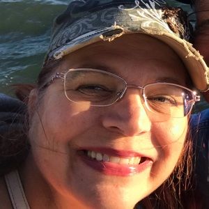 Meet your Posher, Lori